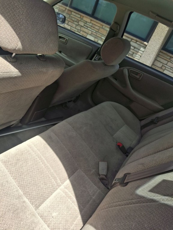 2000 Toyota Camry Image 11