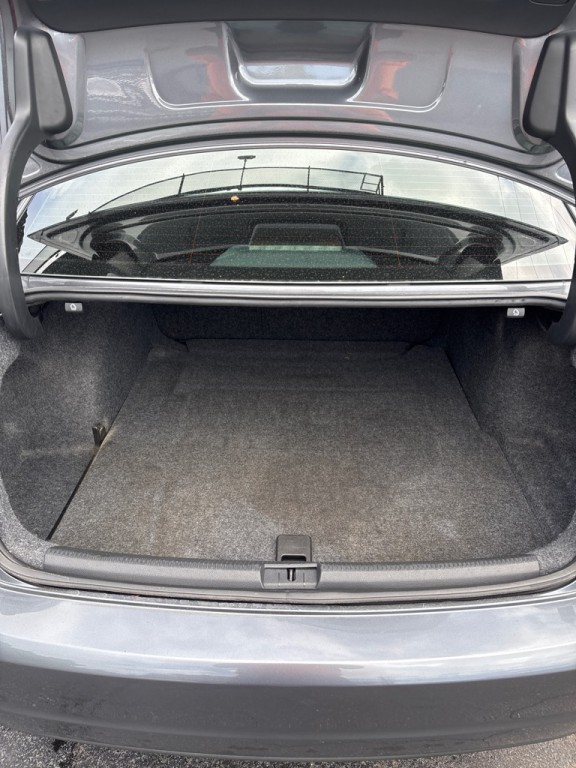 2015 Volkswagen Passat Image 13