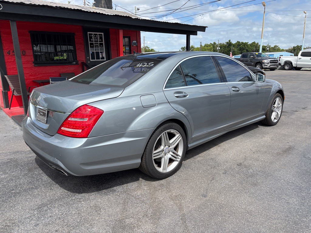 2013 Mercedes-Benz S-Class Image 7