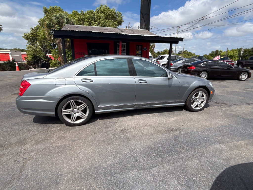 2013 Mercedes-Benz S-Class Image 8
