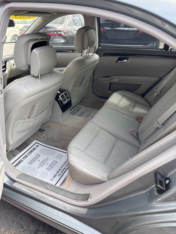 2013 Mercedes-Benz S-Class Image 12