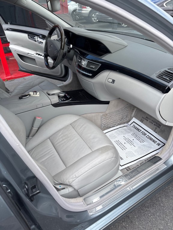 2013 Mercedes-Benz S-Class Image 17