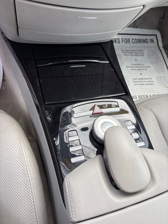 2013 Mercedes-Benz S-Class Image 21