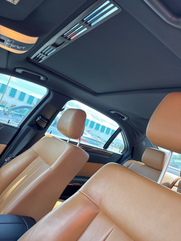 2011 Mercedes-Benz E-Class Image 11