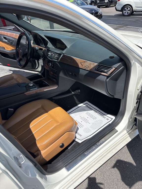 2011 Mercedes-Benz E-Class Image 17