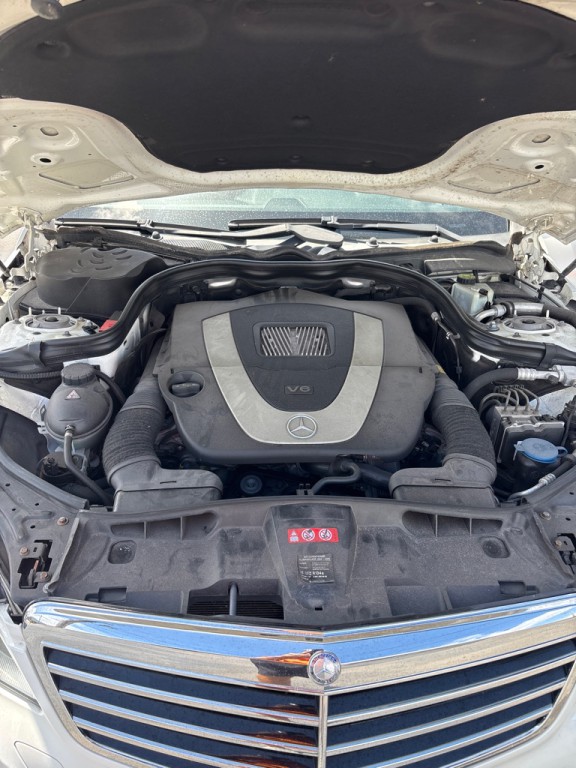 2011 Mercedes-Benz E-Class Image 25