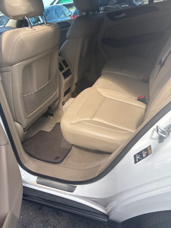 2015 Mercedes-Benz M-Class Image 12