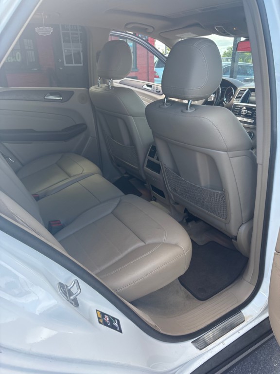 2015 Mercedes-Benz M-Class Image 15