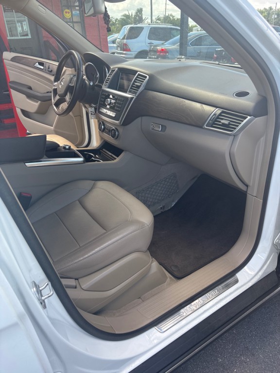 2015 Mercedes-Benz M-Class Image 17