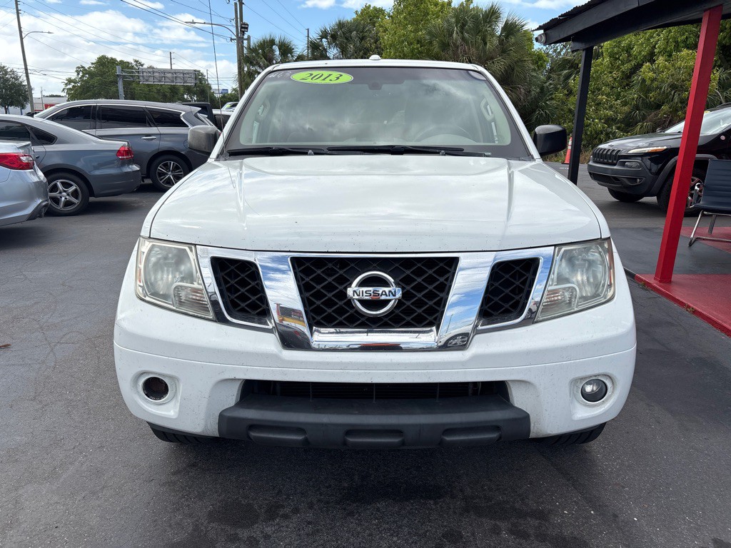 2008 Nissan Frontier Image 2