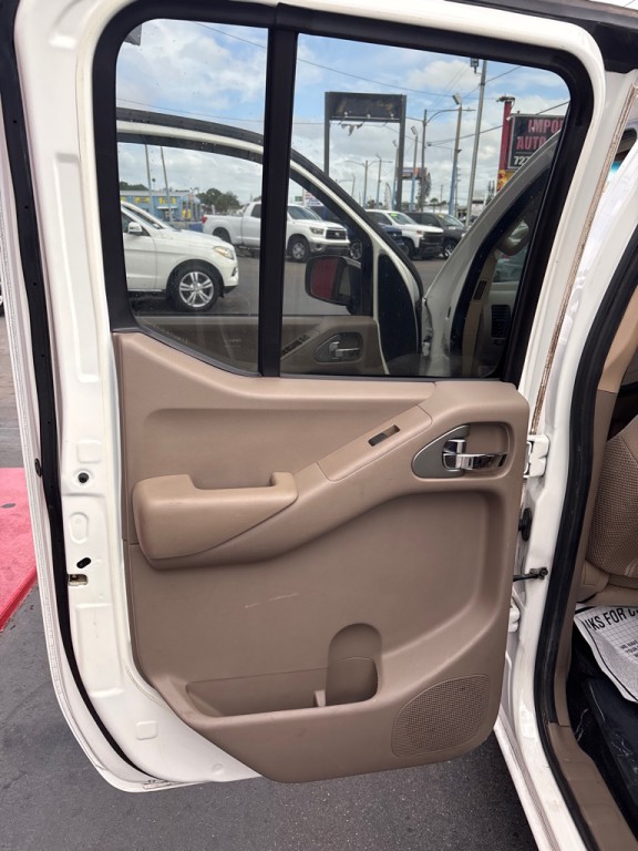 2008 Nissan Frontier Image 13