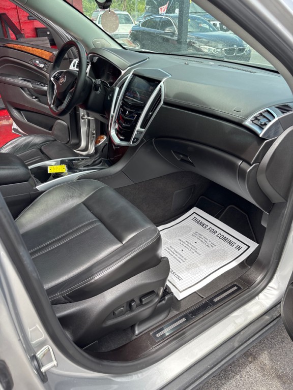 2016 Cadillac SRX Image 16