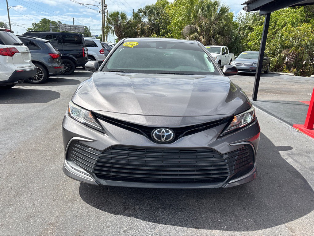 2021 Toyota Camry Image 2