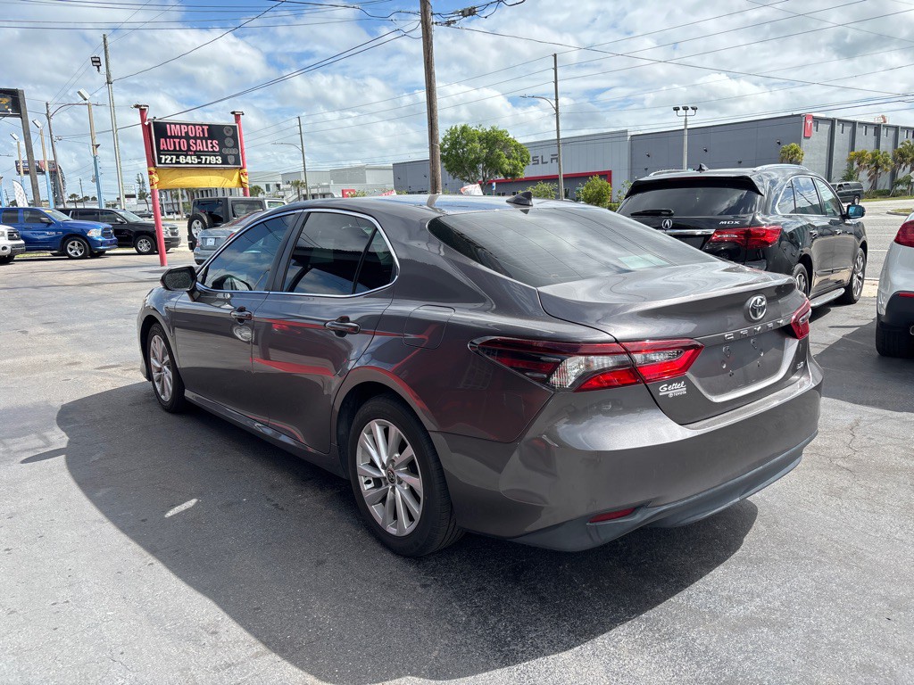 2021 Toyota Camry Image 5