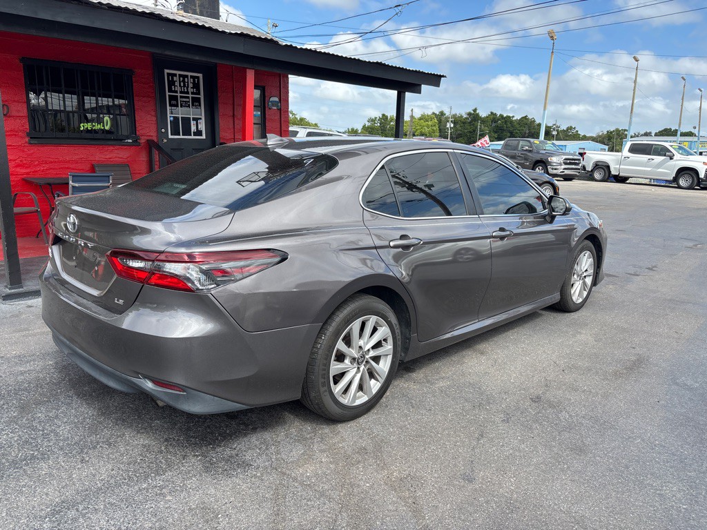 2021 Toyota Camry Image 7