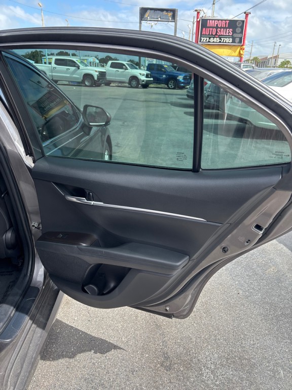 2021 Toyota Camry Image 15