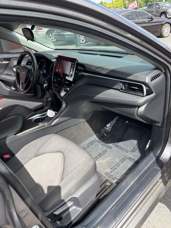 2021 Toyota Camry Image 16