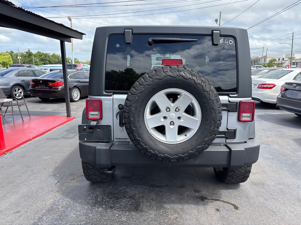 2014 Jeep Wrangler Image 6