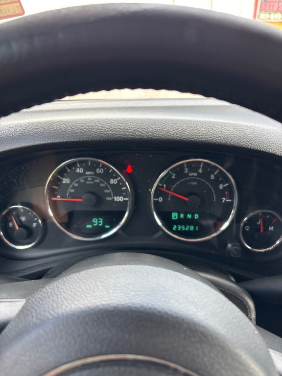 2014 Jeep Wrangler Image 17