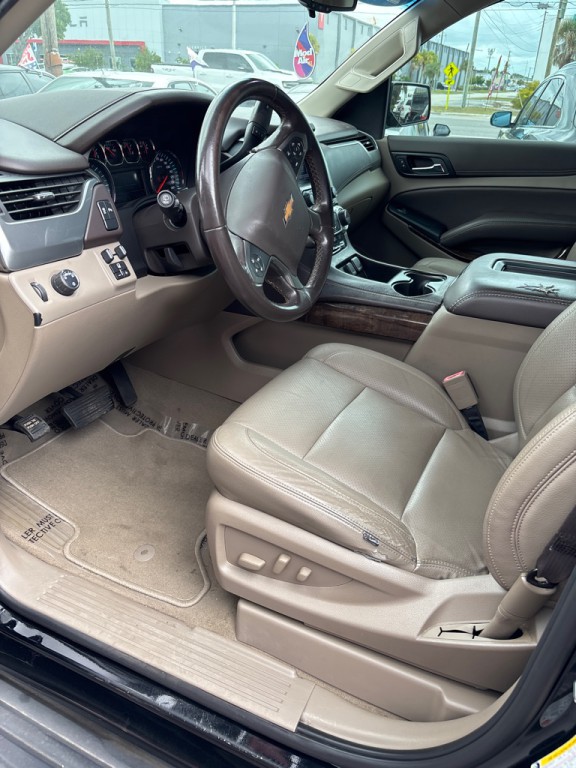 2019 Chevrolet Suburban Image 9