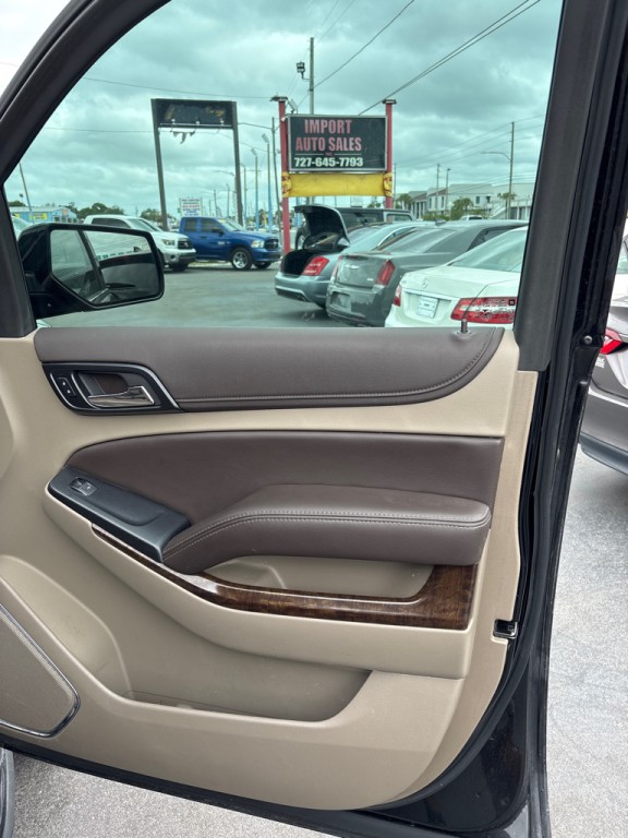 2019 Chevrolet Suburban Image 17