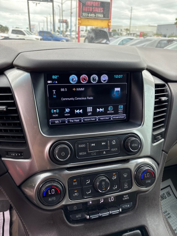 2019 Chevrolet Suburban Image 19
