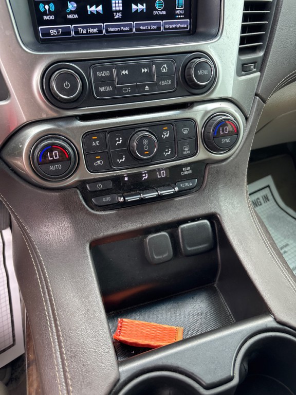 2019 Chevrolet Suburban Image 20