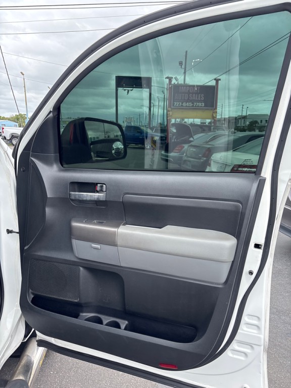 2013 Toyota Tundra Image 17