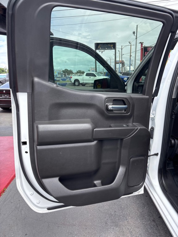 2021 Chevrolet Silverado 1500 Image 12