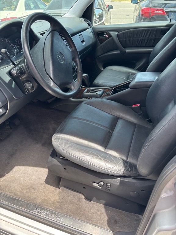2005 Mercedes-Benz M-Class Image 9