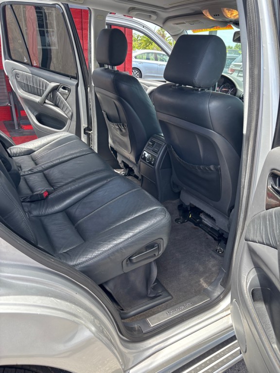 2005 Mercedes-Benz M-Class Image 14
