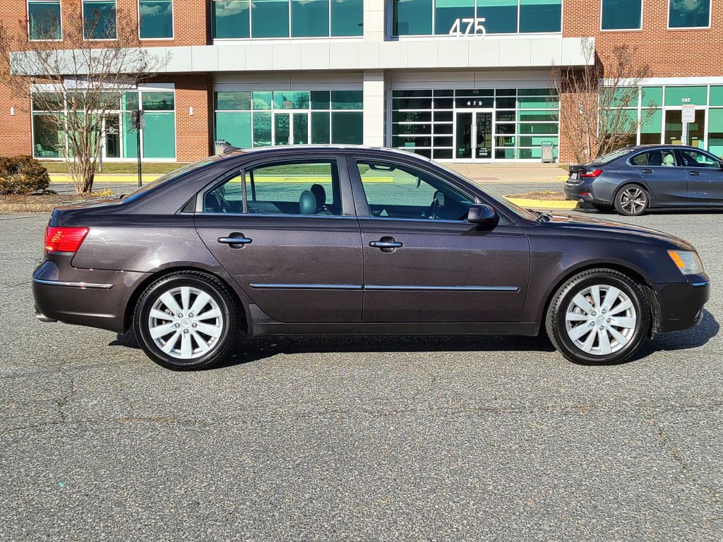 2009 Hyundai Sonata Image 5