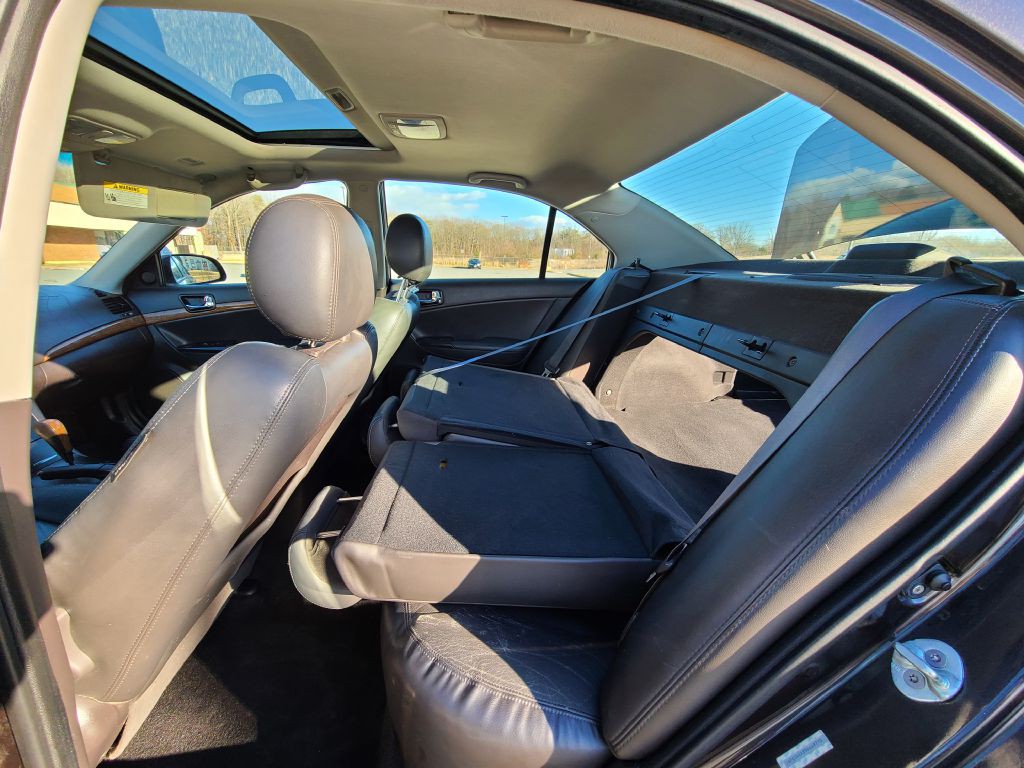 2009 Hyundai Sonata Image 17