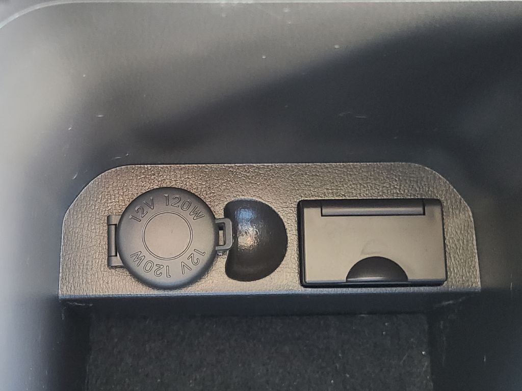 2009 Hyundai Sonata Image 24