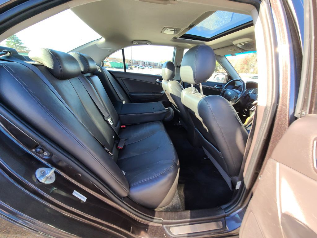 2009 Hyundai Sonata Image 36