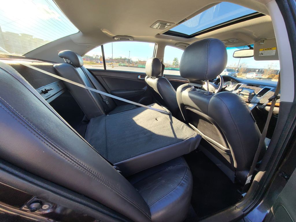 2009 Hyundai Sonata Image 37