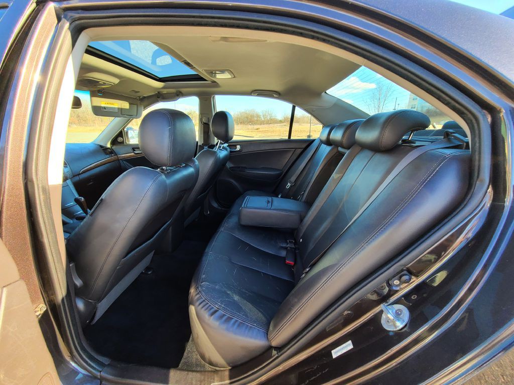 2009 Hyundai Sonata Image 38