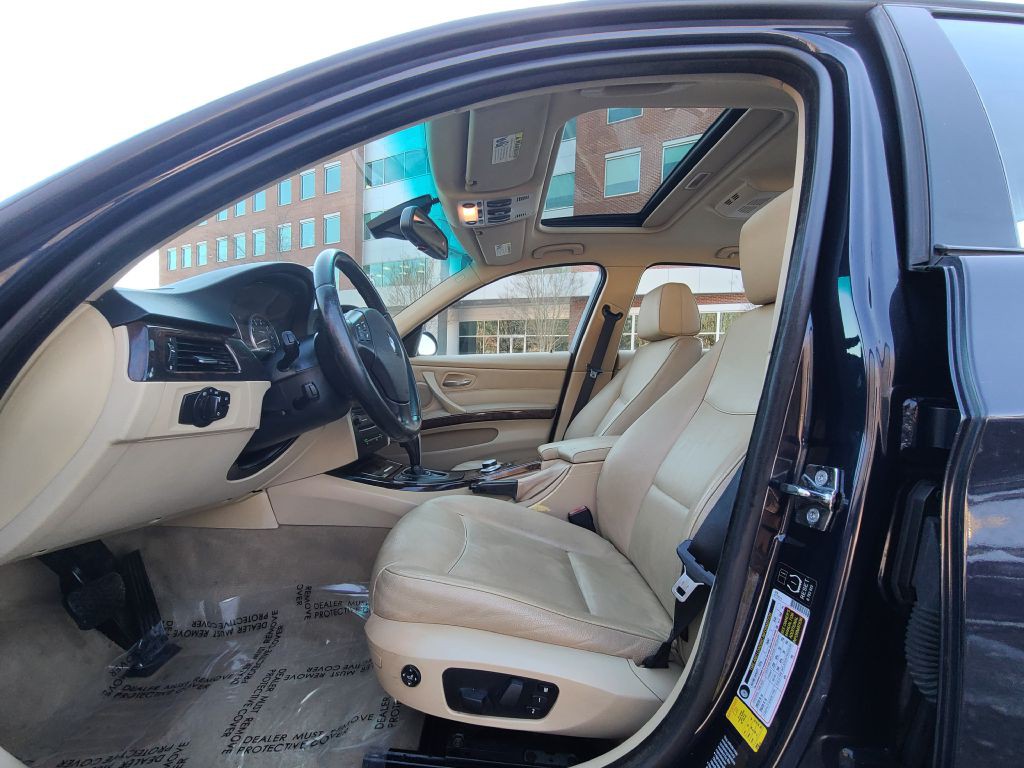 2007 BMW 3 Series Image 14