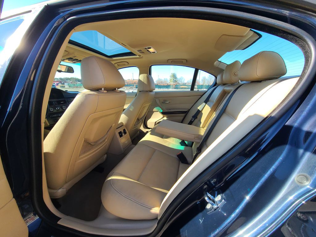 2007 BMW 3 Series Image 18