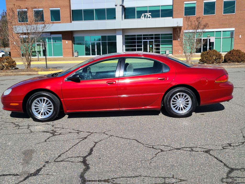 2002 Chrysler Concorde Image 2