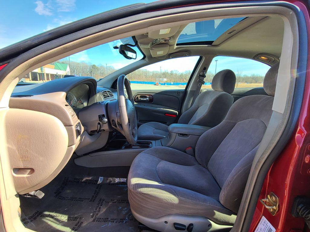 2002 Chrysler Concorde Image 13