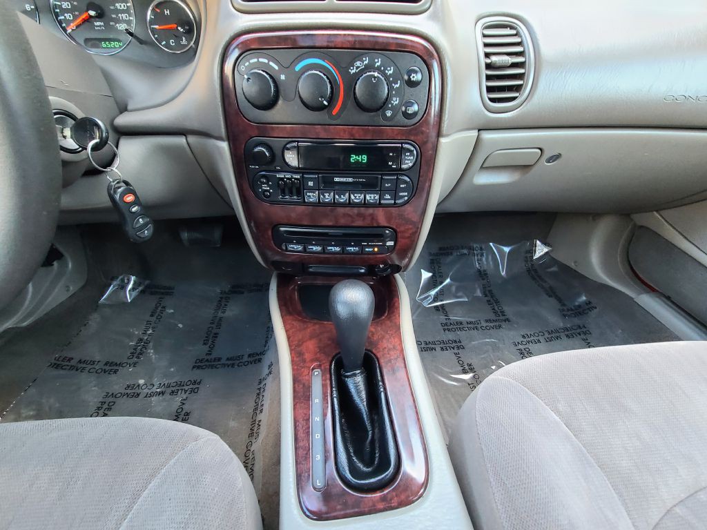 2002 Chrysler Concorde Image 22