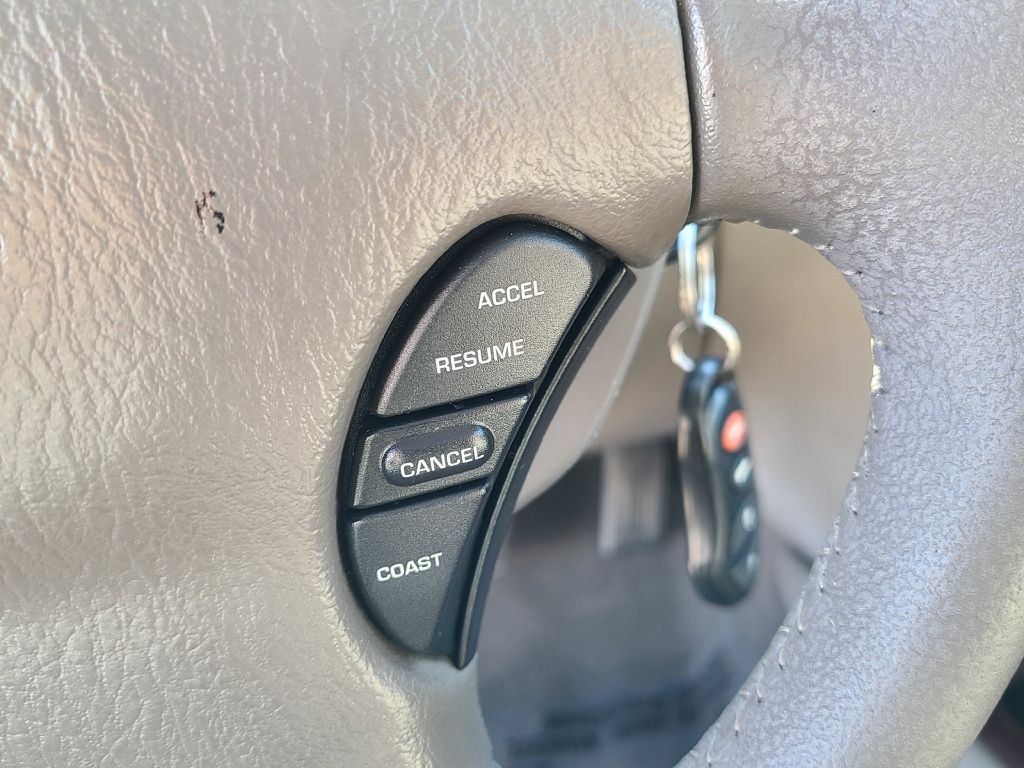 2002 Chrysler Concorde Image 39