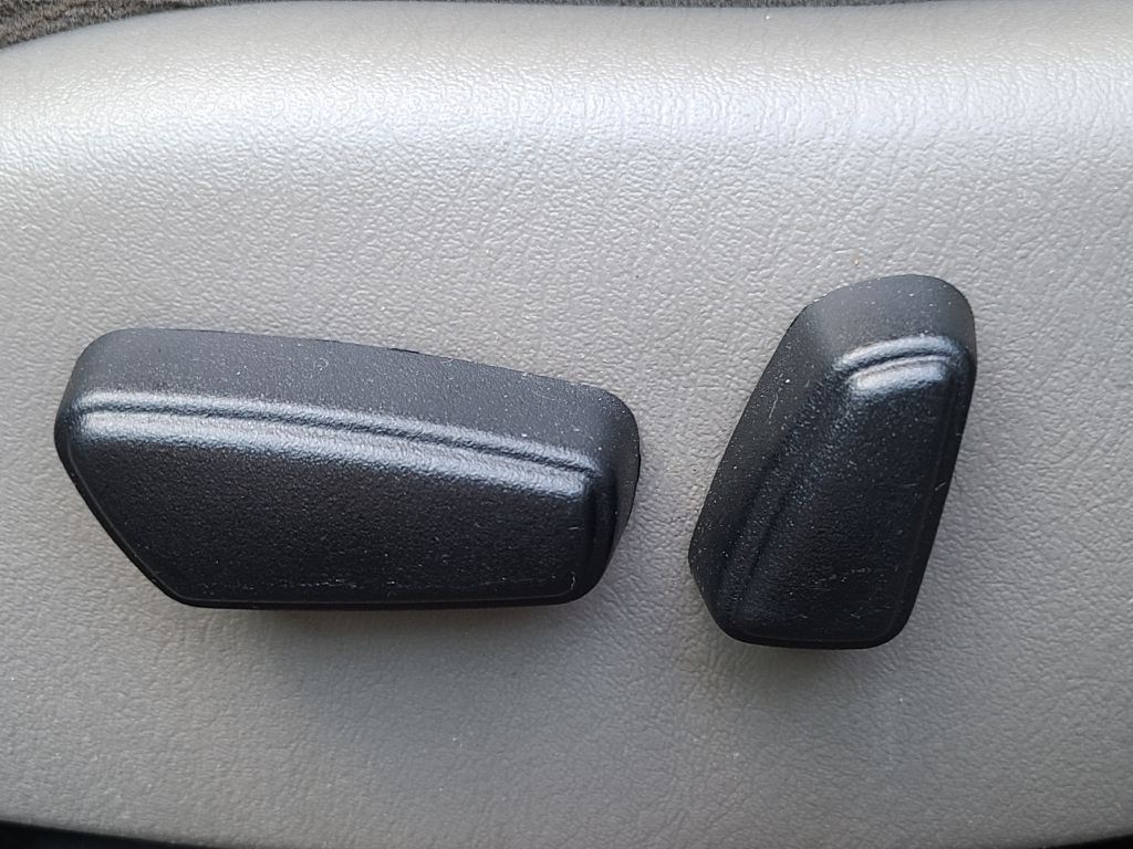 2002 Chrysler Concorde Image 44