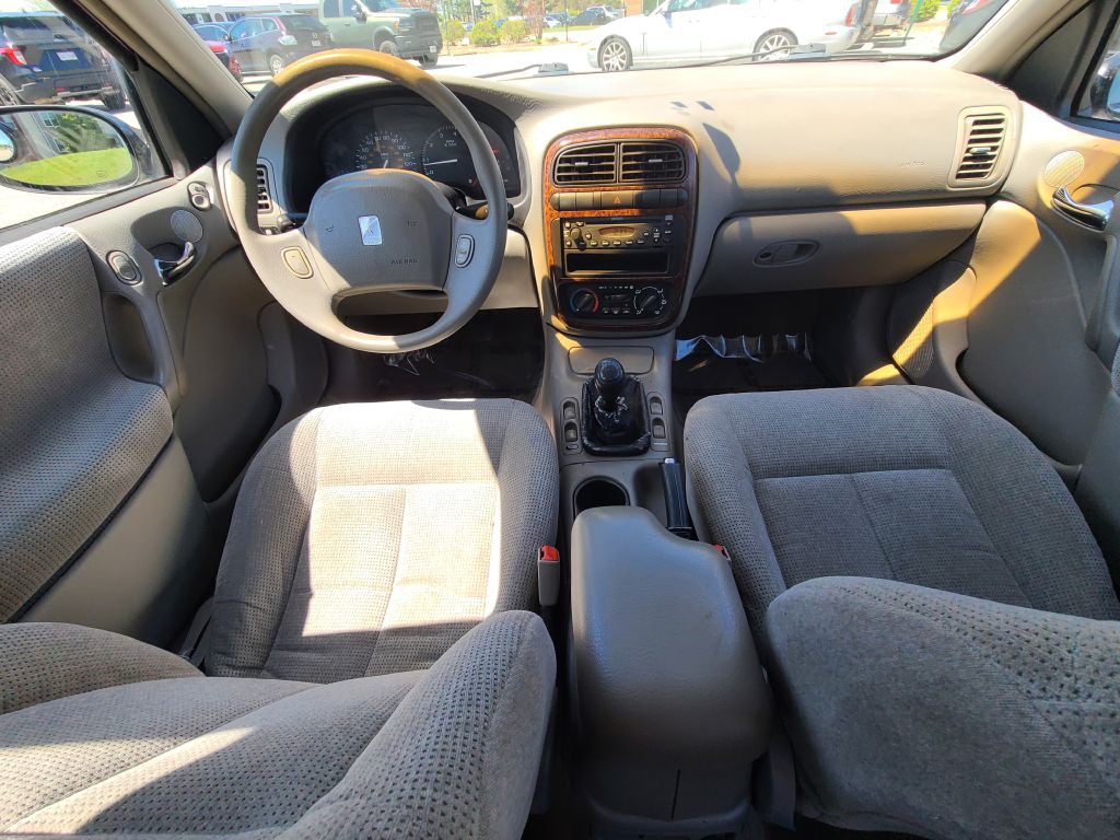 2000 Saturn L200 Image 9