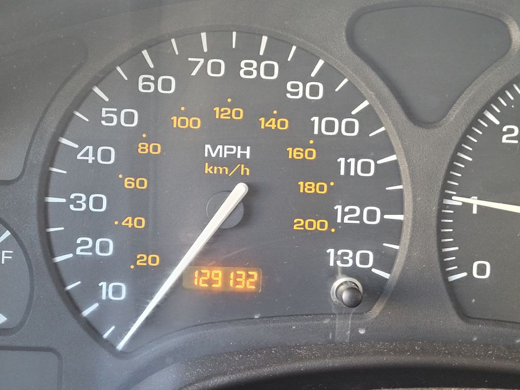 2000 Saturn L200 Image 14