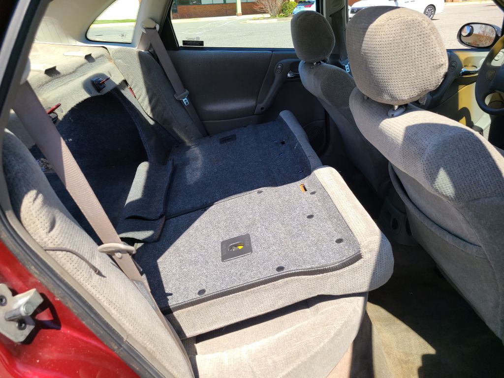2000 Saturn L200 Image 35