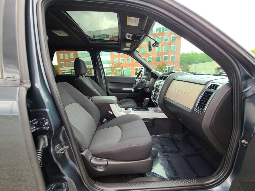 2008 Mercury Mariner Image 18