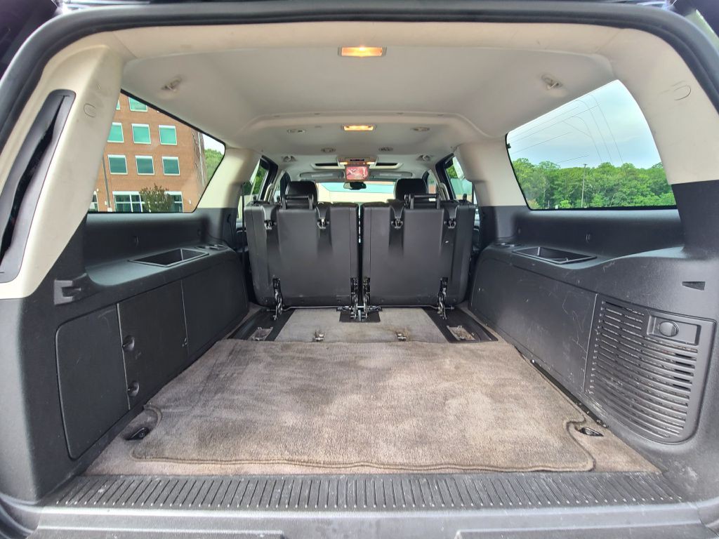 2008 Chevrolet Suburban Image 34