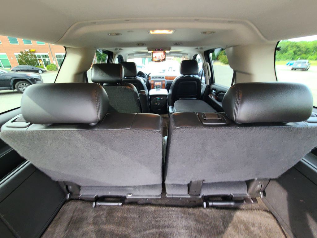 2008 Chevrolet Suburban Image 37
